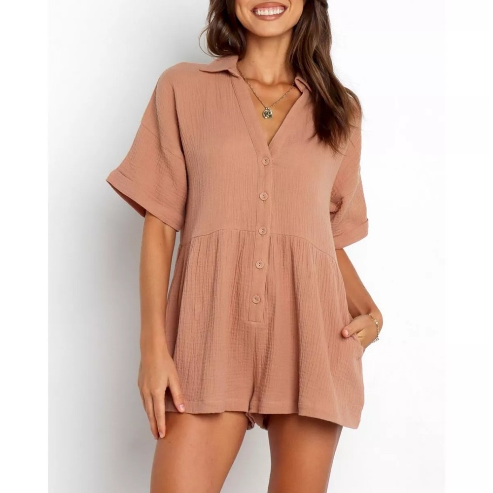 Petal and pup tan romper size 6